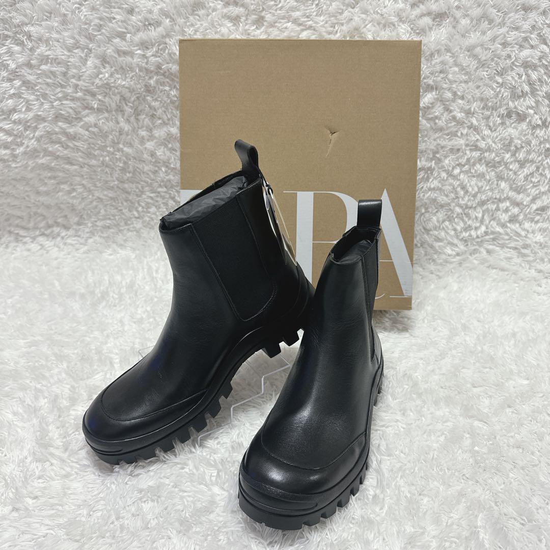 新品 ZARA フラットVIBRAM® ソール チェルシーブーツ　37 ZARA フラットチェルシーブーツ 37 ブラック 未使用 - メルカリ