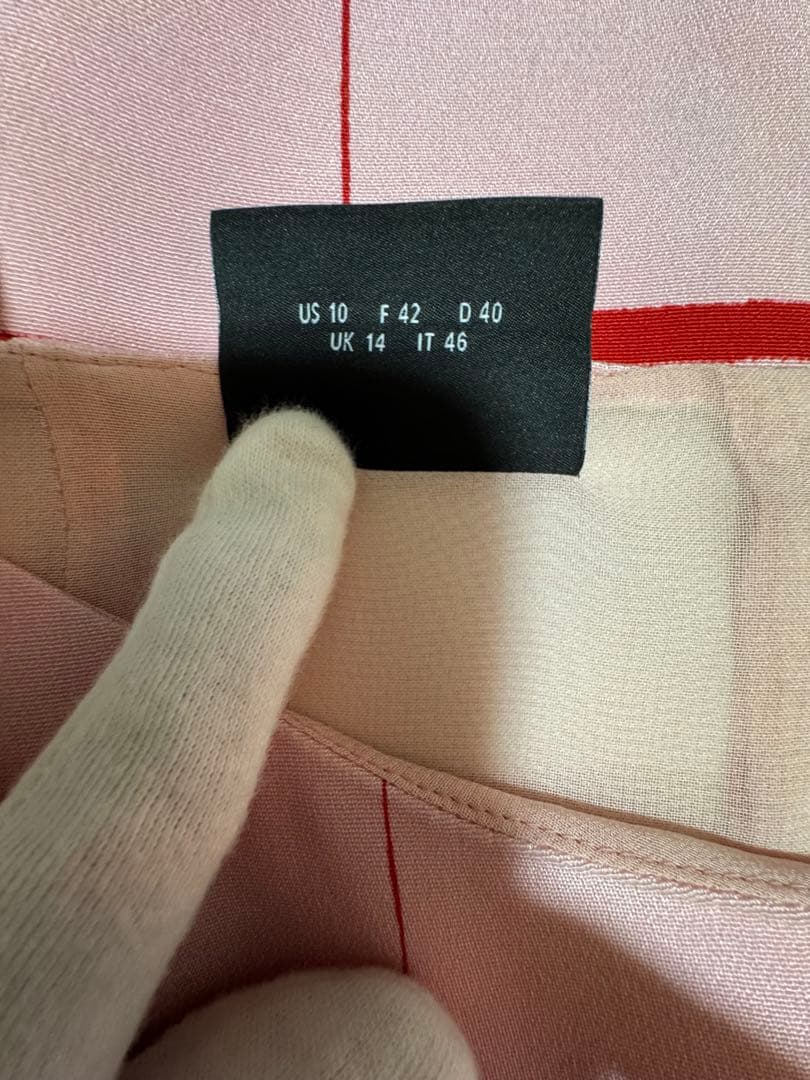 アクリス ノースリーブワンピース ピンク生地に赤とベージュのプリント