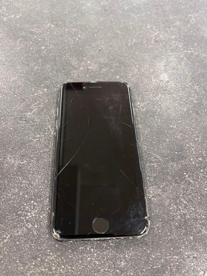 iPhone8 64GB 初期化済み 31ciLe81f4L._SS200_.jpg