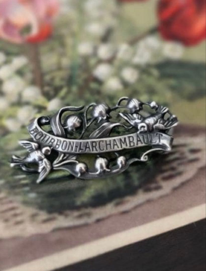 フランスアンティーク 鈴蘭とツバメのブローチ