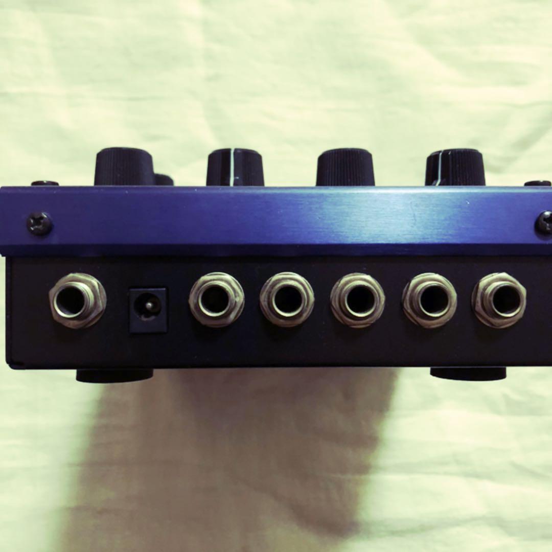 AKAI / Headrush E2 - メルカリ