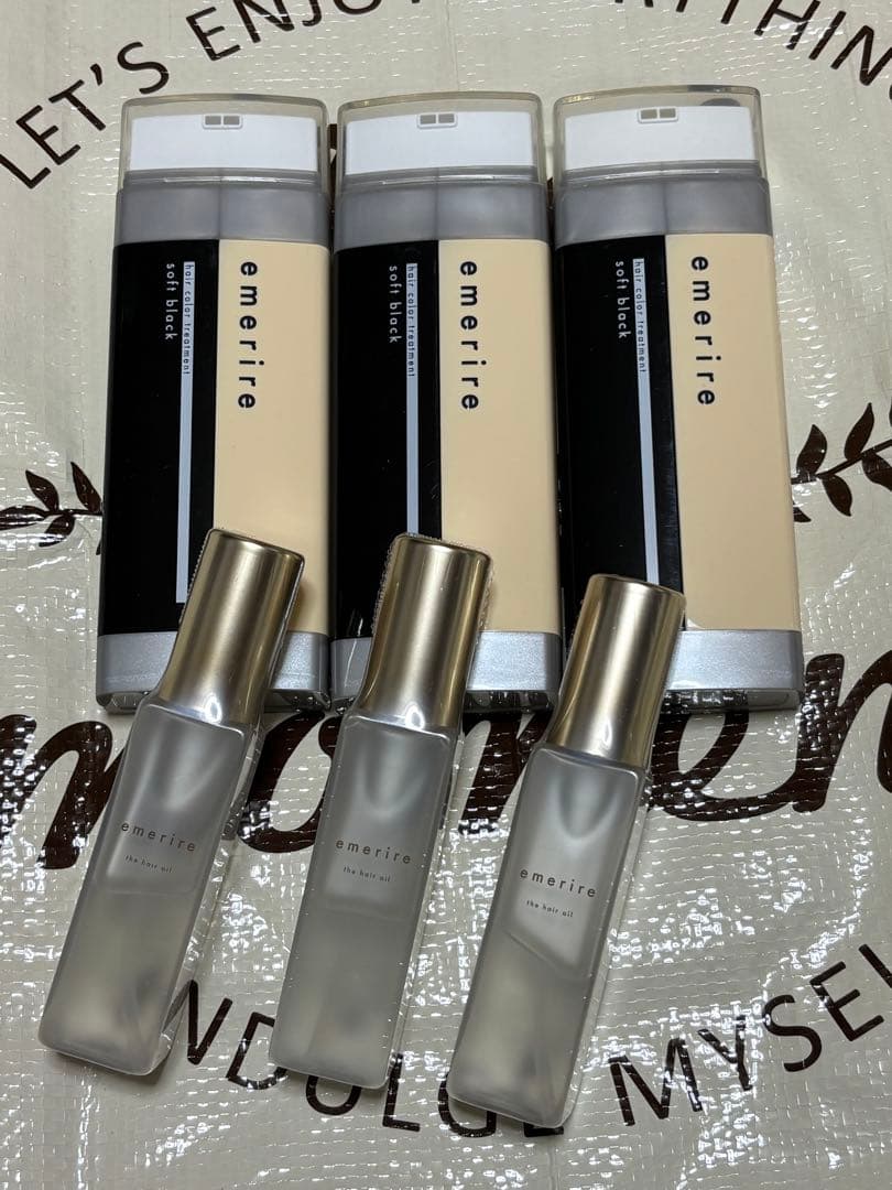 emerire 白髪染め ソフトブラック 3本セット Amazon | 【公式】ブラトリ カラートリートメント たった3分で白髪が