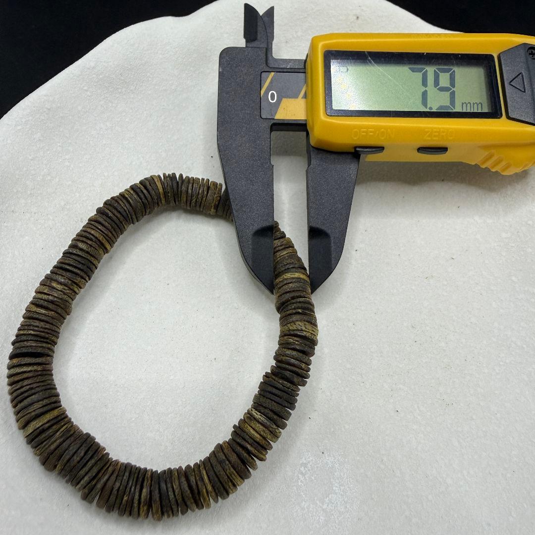 L019 全沈水 極上緑油伽羅 沈香 香木 重さ 8.8g