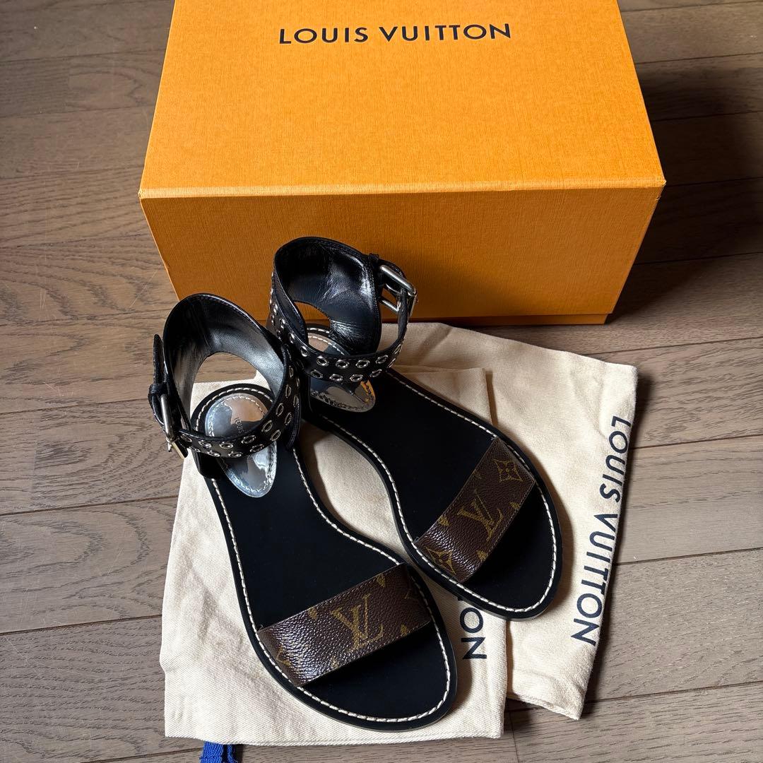 LOUIS VUITTON スタッズ付きサンダル - メルカリ