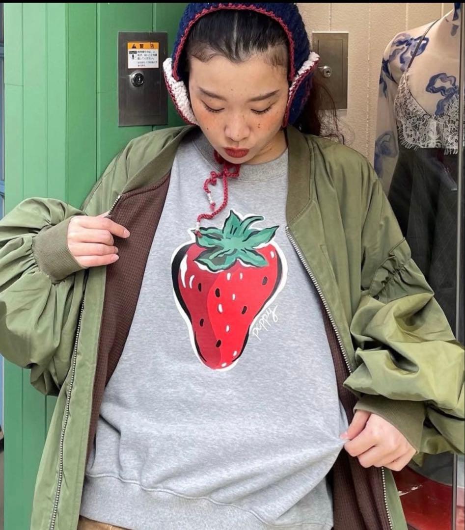⭐️美品⭐️あさぎーにょ poppyいちごプリントスウェット - メルカリ