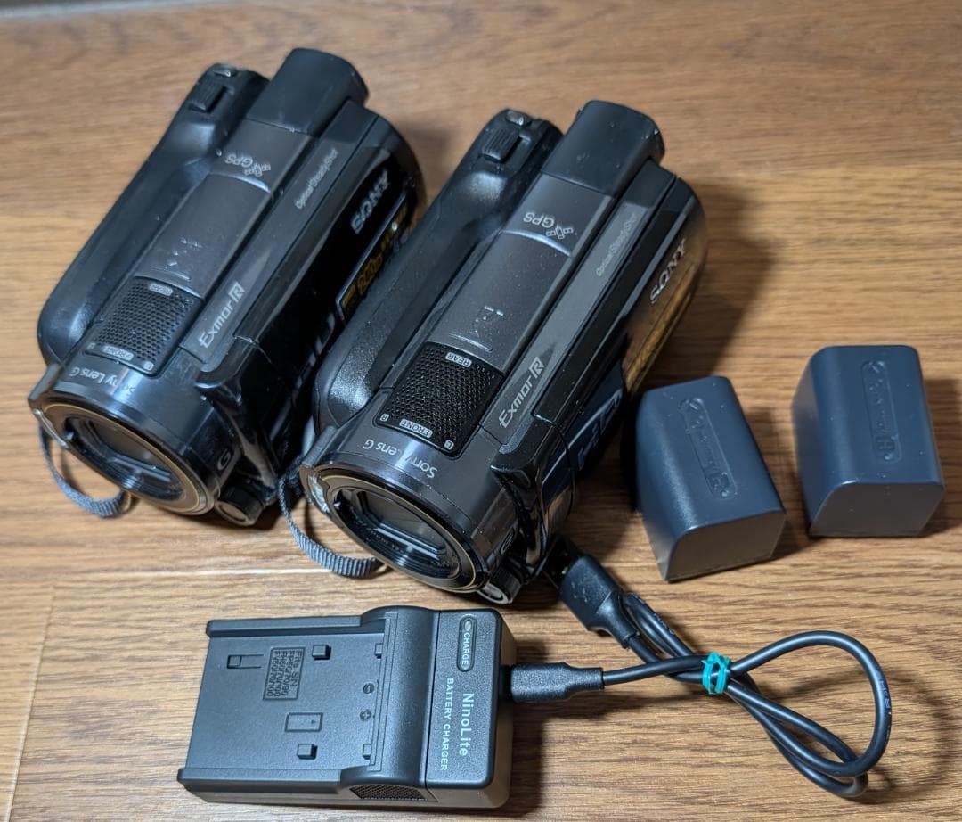 【2台】SONY HDR-XR520V デジタルビデオカメラ　ソニー HDR-XR500V/XR520V | デジタルビデオカメラ Handycam ハンディカム