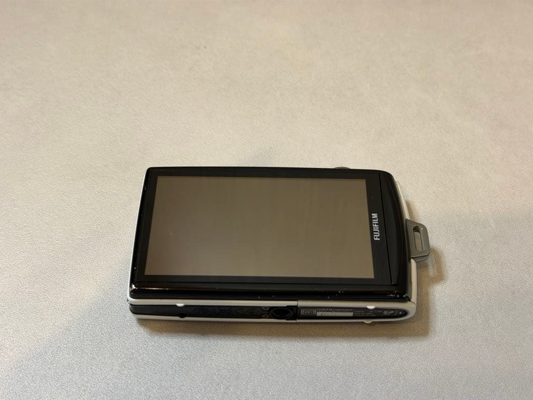 FUJIFILM FinePix Z1000EXR ホワイト - メルカリ