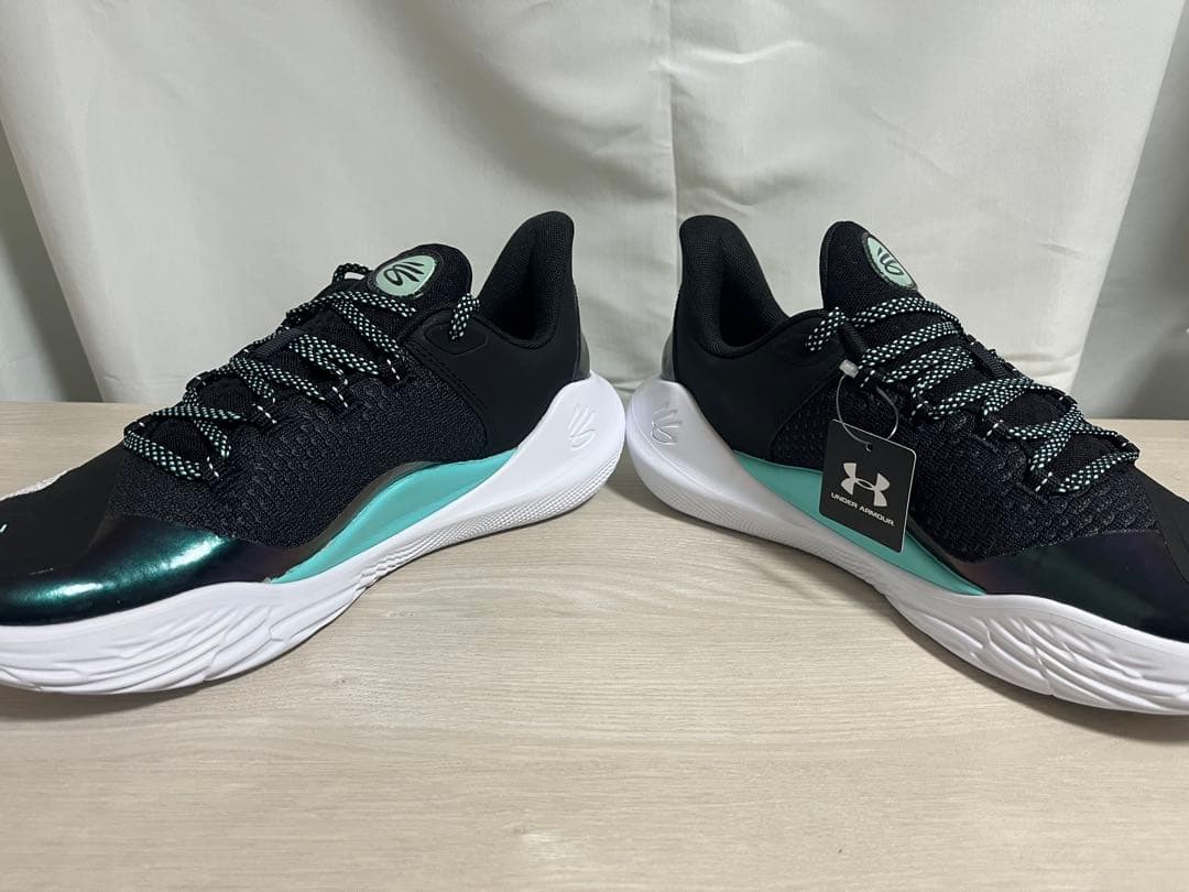 新品タグ付 アンダーアーマー カリー11 27.5cm バッシュ Curry11