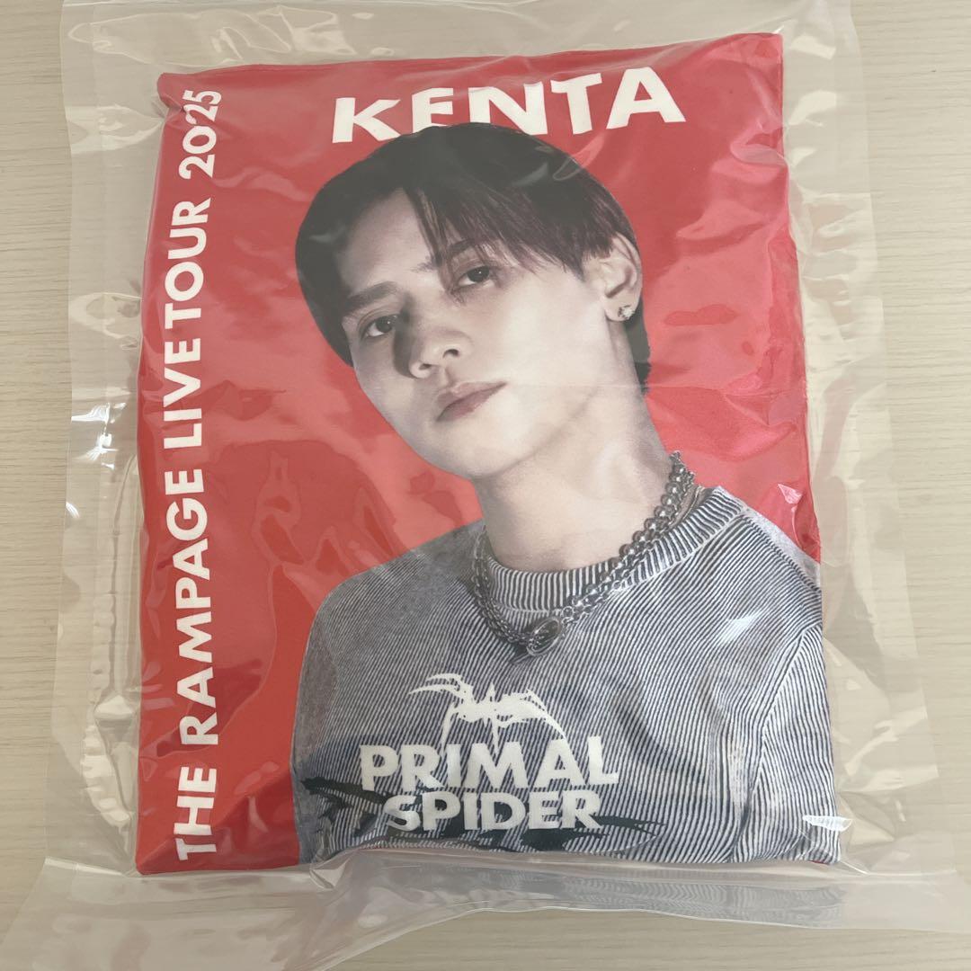 THE RAMPAGE 神谷健太 クッション② - メルカリ