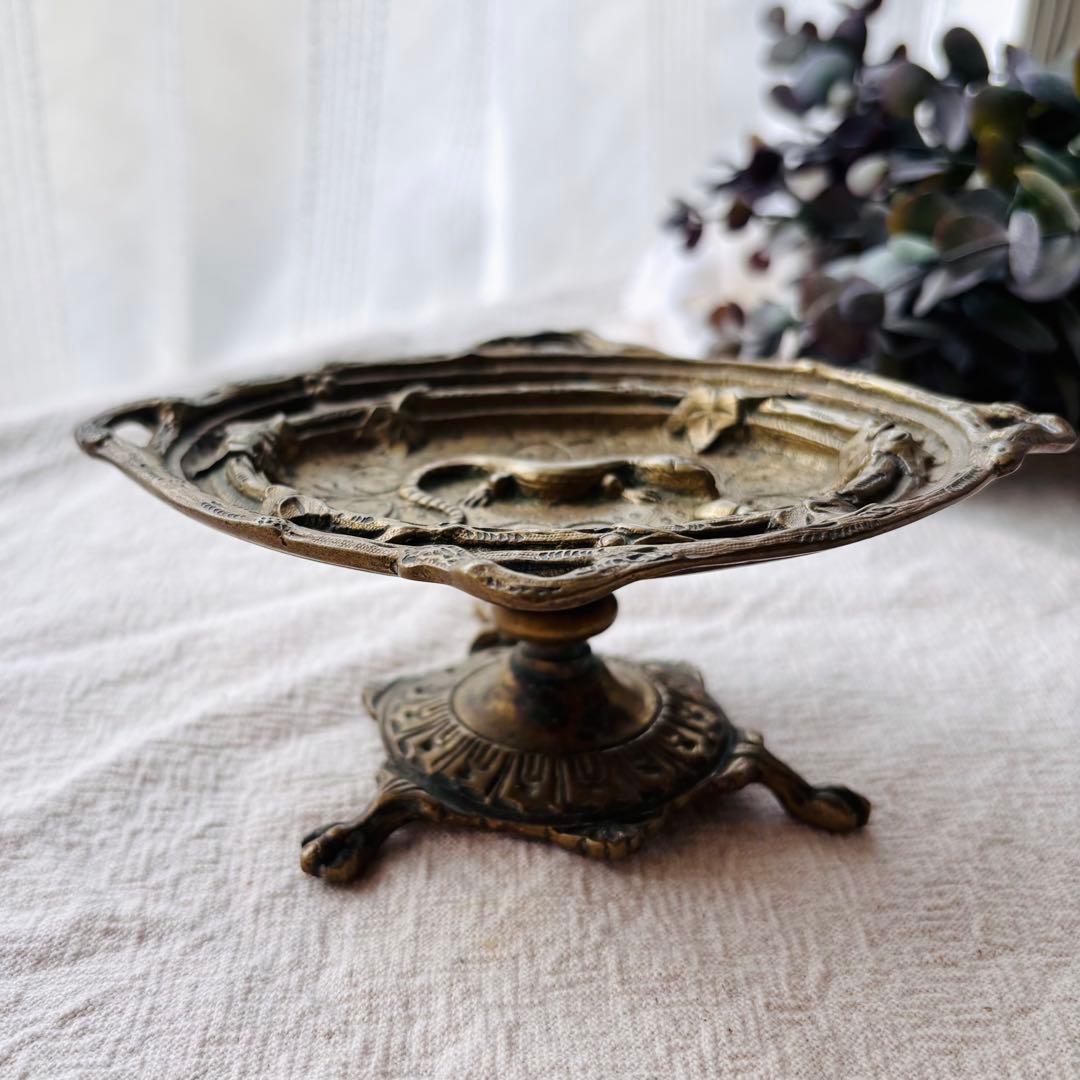【フランス アンティーク】トカゲの真鍮トレイ アールヌーヴォー フランス アンティーク】トカゲの真鍮トレイ アールヌーヴォー