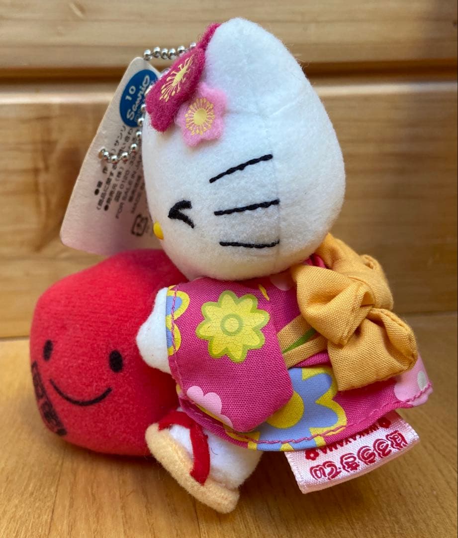 ご当地キティ 和歌山限定 紀州 梅干し ハローキティ 着物 - メルカリ