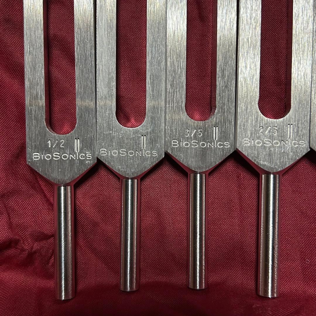 BIOSONICSソーラーハーモニックチューナー 8本チャクラ対応 - メルカリ