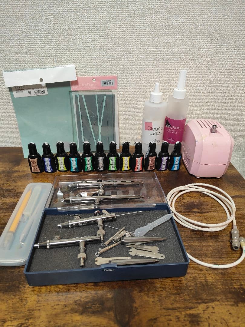 ジャンク品エアジェル エアブラシ エアガン 4本＋コンプレッサー＆おまけ多数 楽天市場】エアーブラシ＆コンプレッサーセット ノズル口径0.2mm
