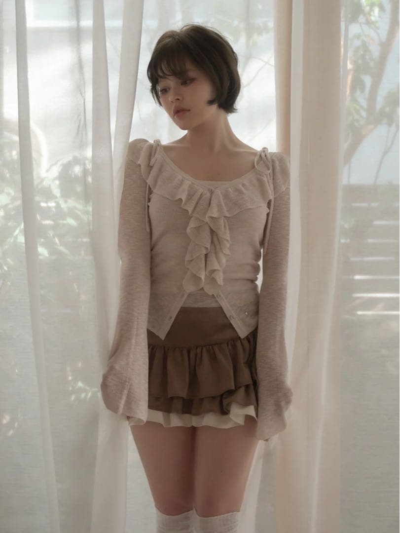 andmary ♡ Fiona ruffle tops - メルカリ