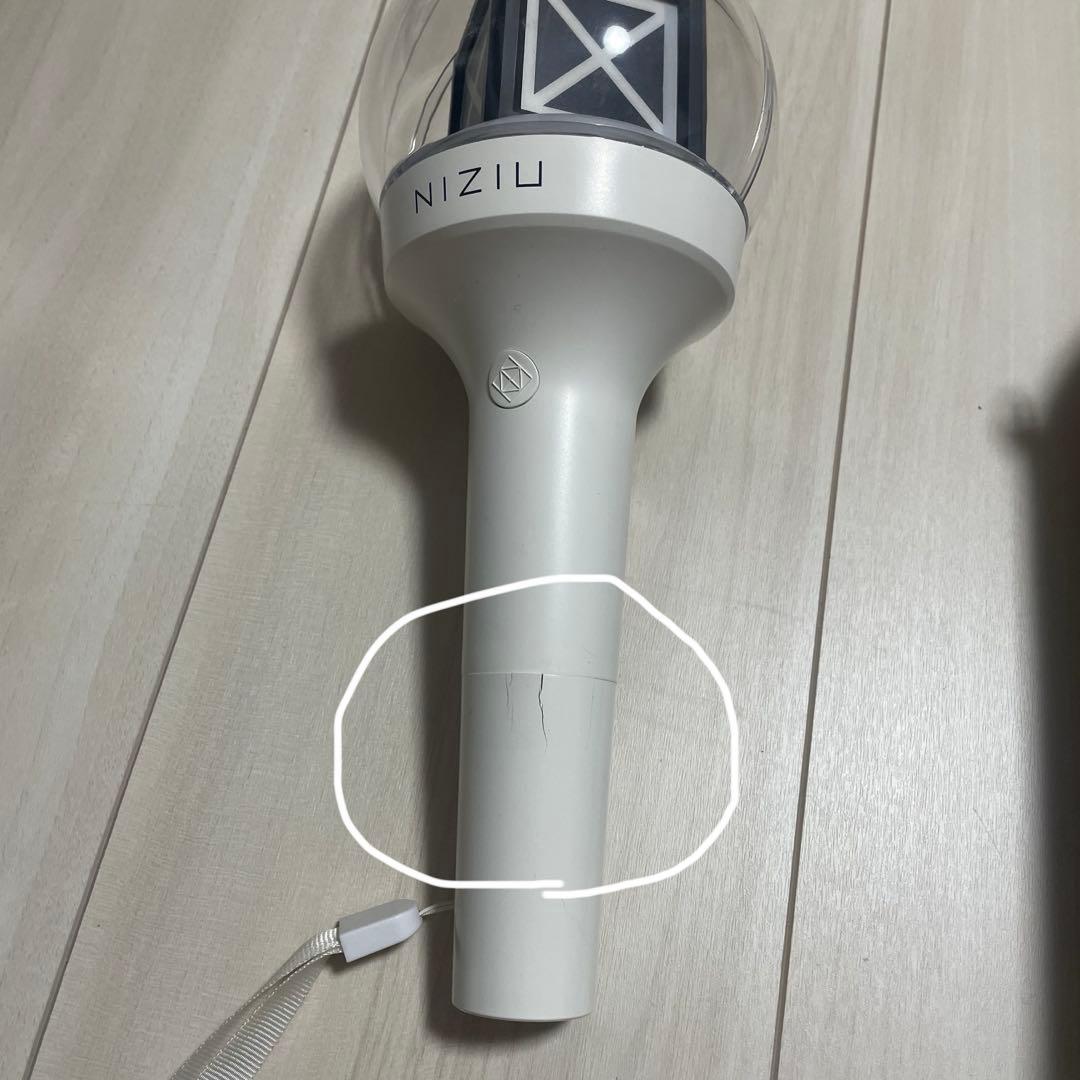 NiziU ペンライト ペンライトケース セット - メルカリ