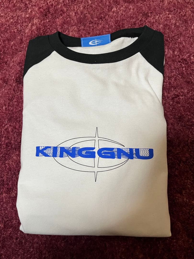 King Gnu キングヌー セントラル 2026 ロンT スミクロ Lサイズ - メルカリ