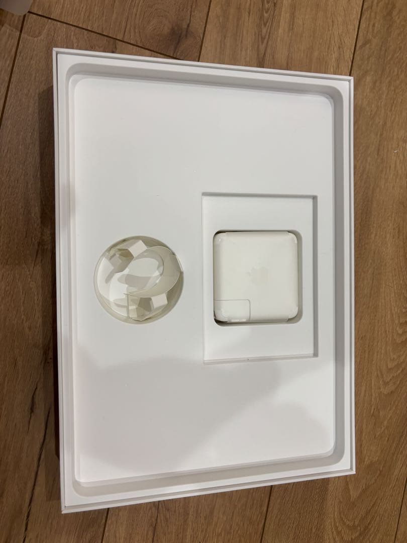 Apple MacBook Pro 13インチ 2019モデル MacBook Pro (13 pulgadas, 2019, cuatro puertos Thunderbolt 3