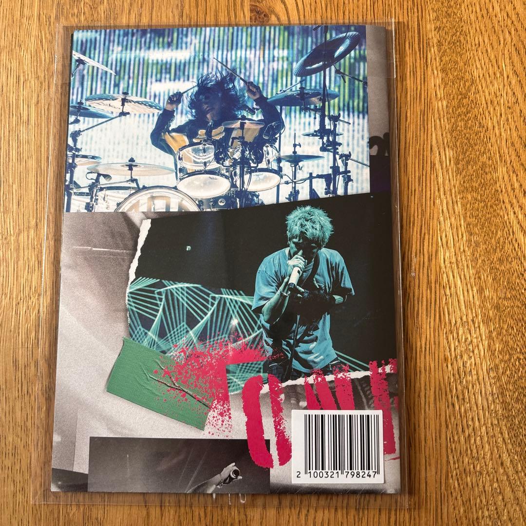 ワンオク PRIMAL FOOTMARK 2025 定期購入特典ポスター - メルカリ