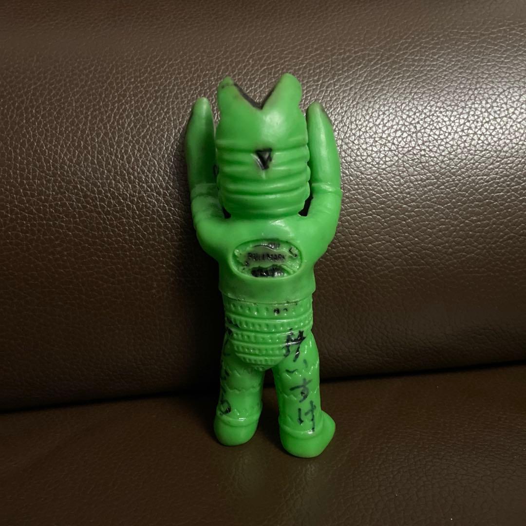 70年代当時物ブルマァク製ミニソフビ・バルタン星人 - メルカリ