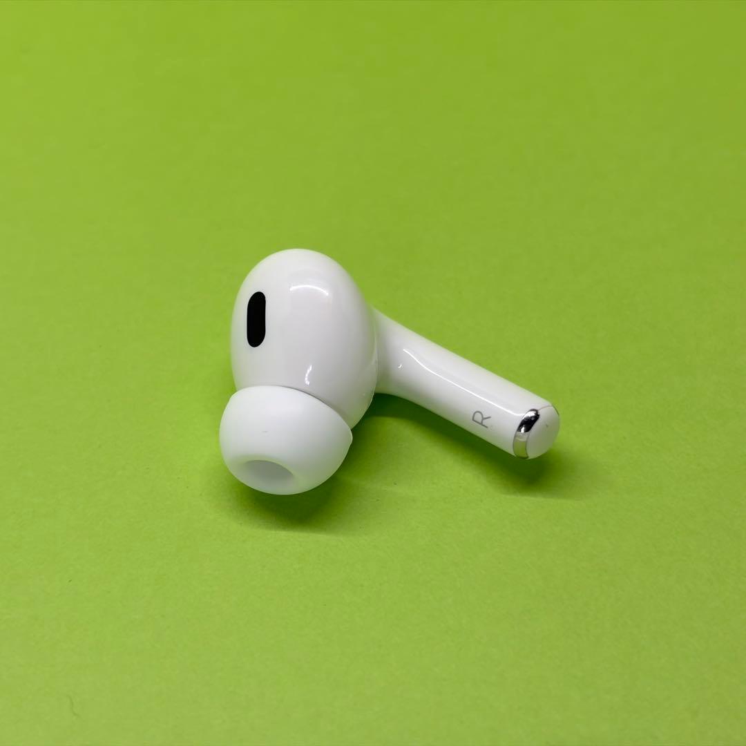 純正 AirPods Pro 第2世代 USB-C 右イヤホン a6 - メルカリ