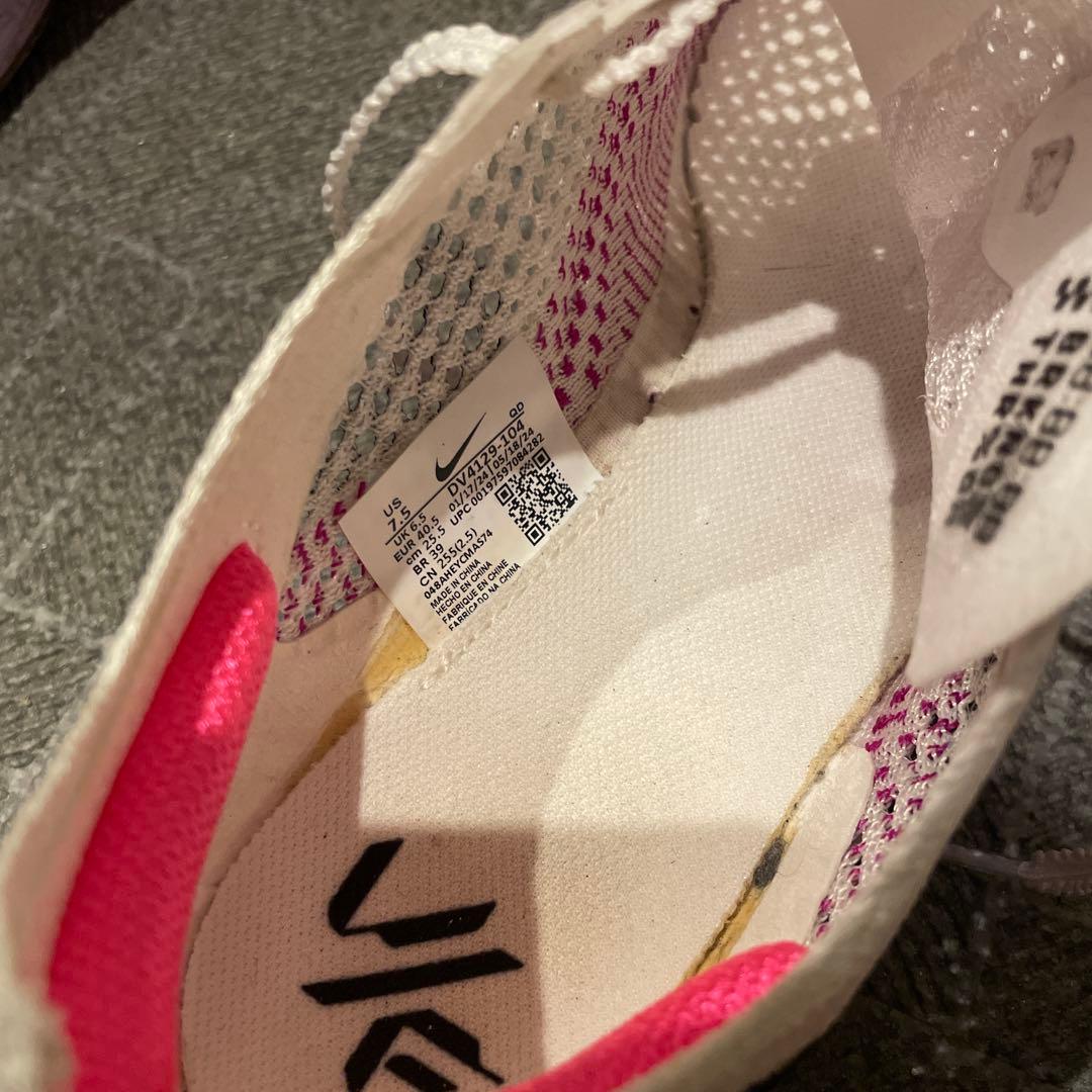 ナイキ　ズームX ヴェイパーフライ ネクスト% 3 25.5cm