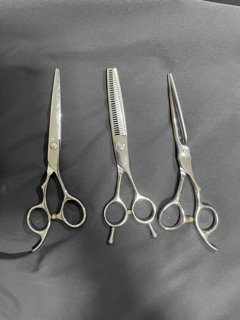 切れ味抜群✨ナルトシザー同様斜度付セニングシザー10%人気の溝無し理
