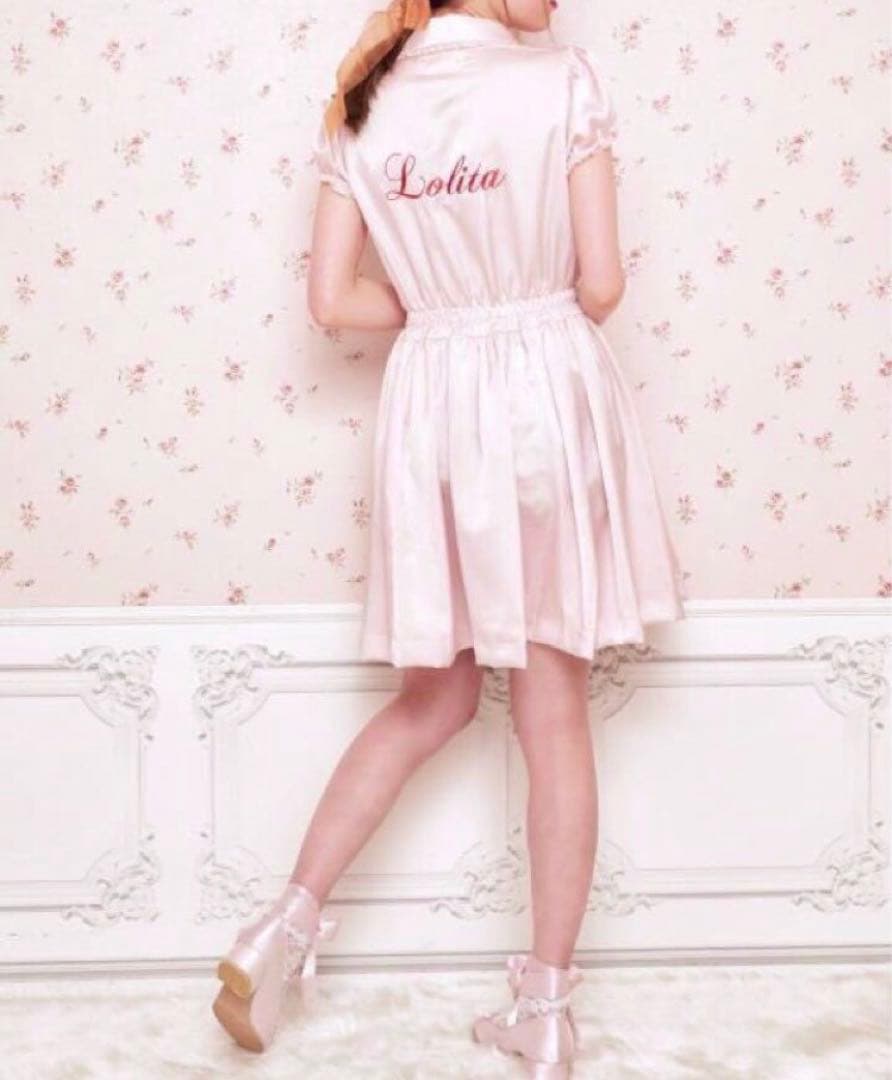 新品■定価　26,400円■ローズマリーソワールshirringワンピースピンク RoseMarie seoir（ローズマリーソワール）の「シャーリングワンピース