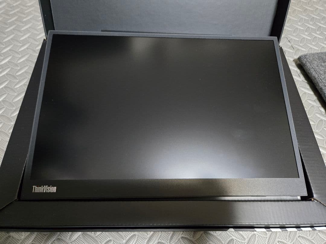 新品同様 美中古 ThinkVision M14d モバイルモニター - メルカリ