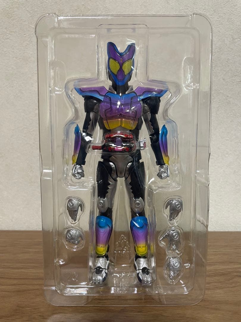 s.h.figuarts 仮面ライダーヴァレン&仮面ライダーガヴ　フィギュアーツ