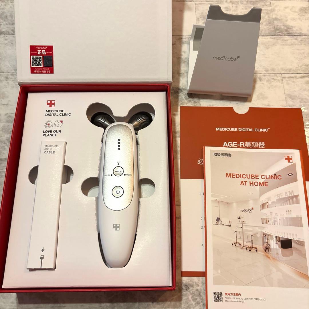 メディキューブ AGE-R EMSダーマショット MEDICUBE(メディキューブ) / AGE-R EMSダーマショットの公式商品情報