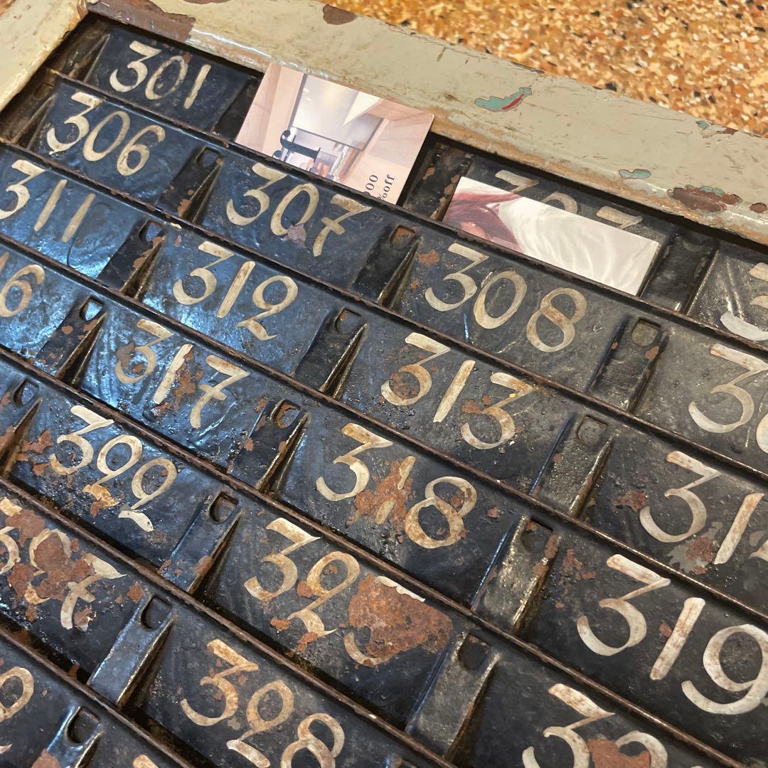 アンティーク アイアン ナンバー 美品 鉄 古道具 カード入れ コーヒー