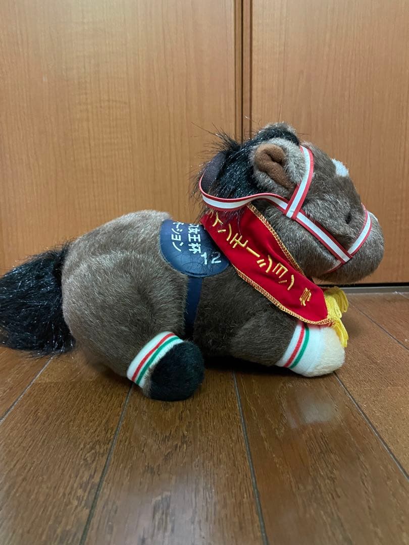 第27回 エリザベス女王杯 ファインモーション ぬいぐるみ - メルカリ