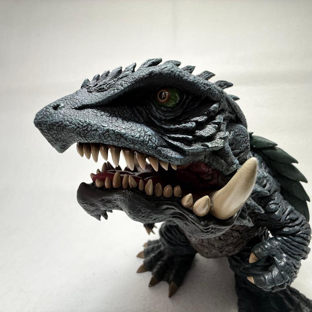 デフォリアル ガメラIII (1999) 少年リック限定版 フィギュア - メルカリ