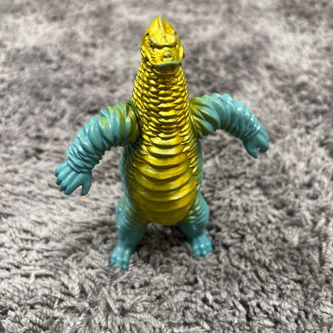 BANDAI ウルトラ怪獣シリーズ レッドキング 1983年 JAPAN - メルカリ