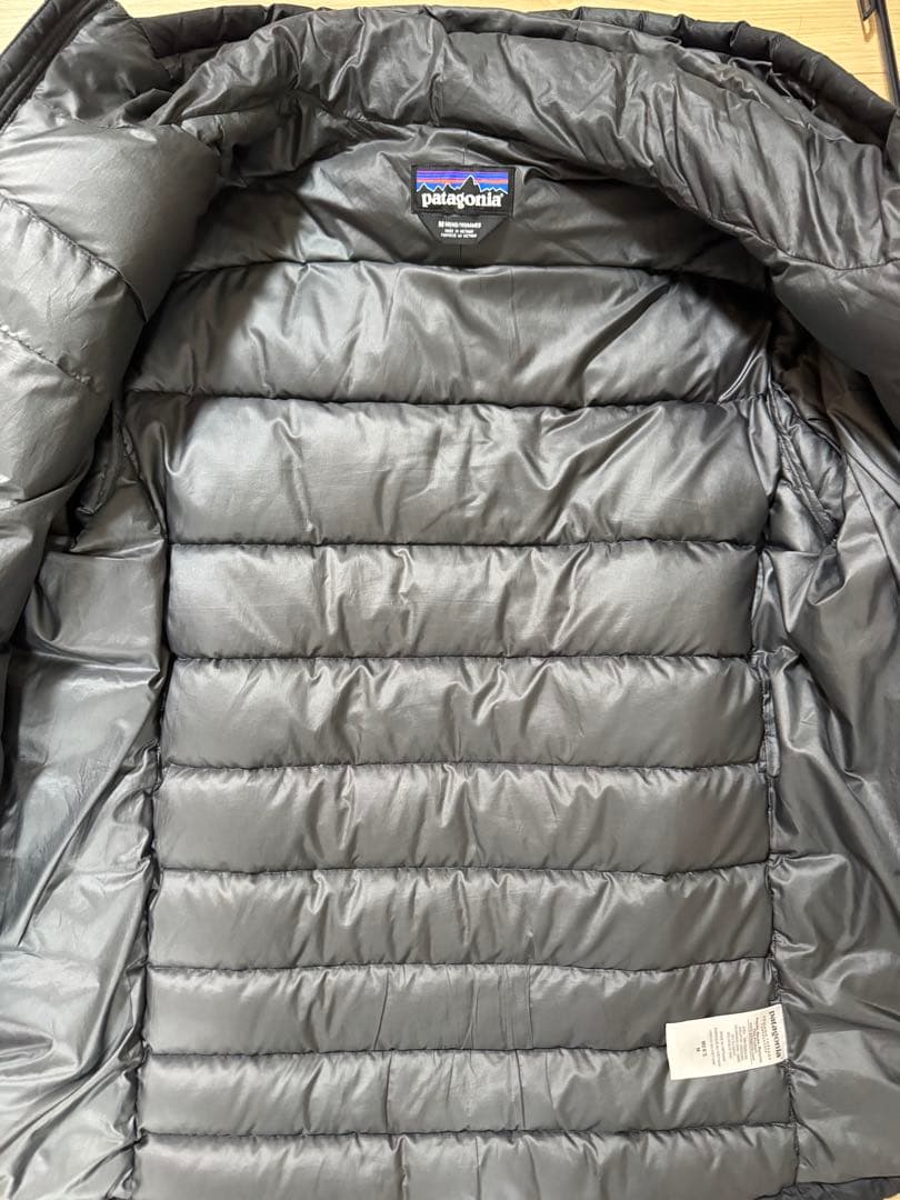 パタゴニア ハイロフトダウンフーディ サイズM 黒