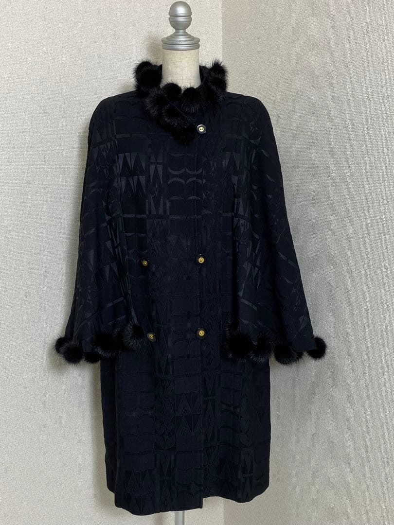 7559. 【極美品】 絹 混 ケープコート 北欧ミンク ファー使用 日本製 7559. 【極美品】 絹 混 ケープコート 北欧ミンク ファー使用 日本製