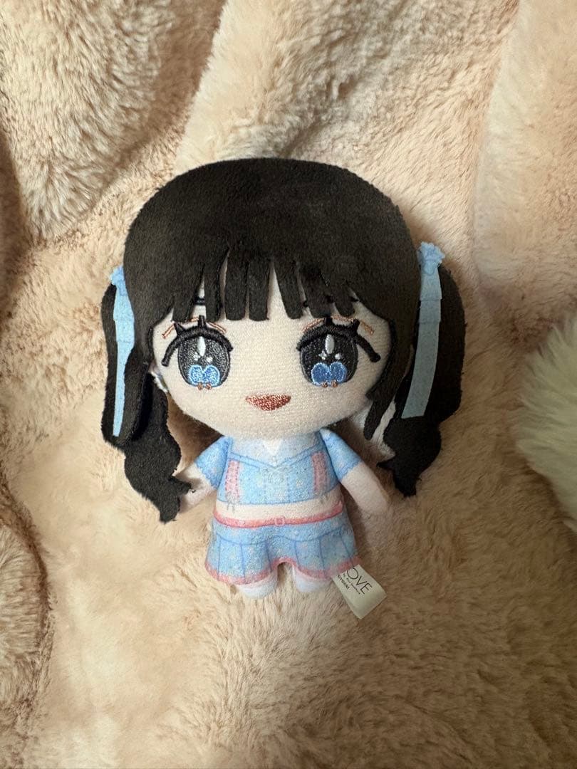LOVE 音嶋莉沙 ぬいぐるみ 6周年衣装 - メルカリ