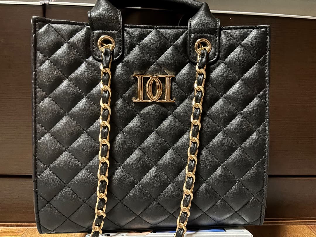 ダーリッチ DDモチーフスクエアバッグ