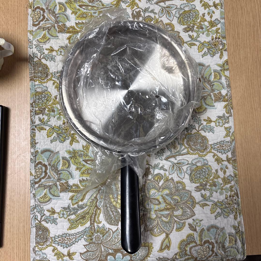 新品未使用■アムウェイ　amway　中フライパン　ステンレス■ クィーン 中フライパン) ：Amway(日本アムウェイ) | amwaylive