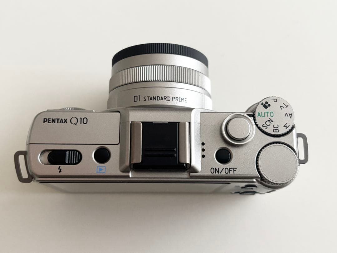 レンズ3本付き！ PENTAX Q10 レンズセット シルバー - メルカリ