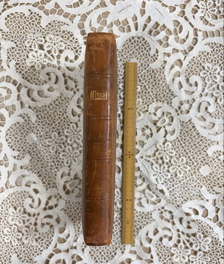 1932年 フランス語 Missel ミサ典 革装丁 三方金 挿絵入り 祈祷書