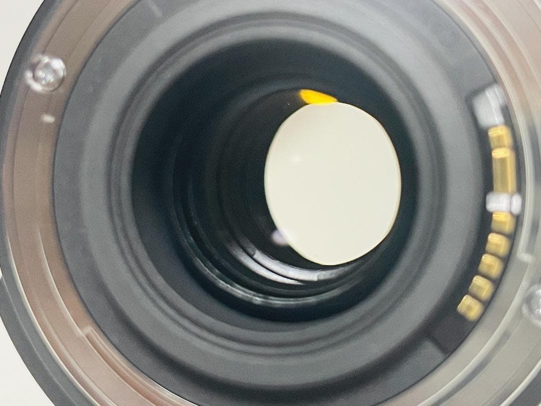 ★美品★Canon キヤノン EF-S 18-135mm F3.5-5.6 IS