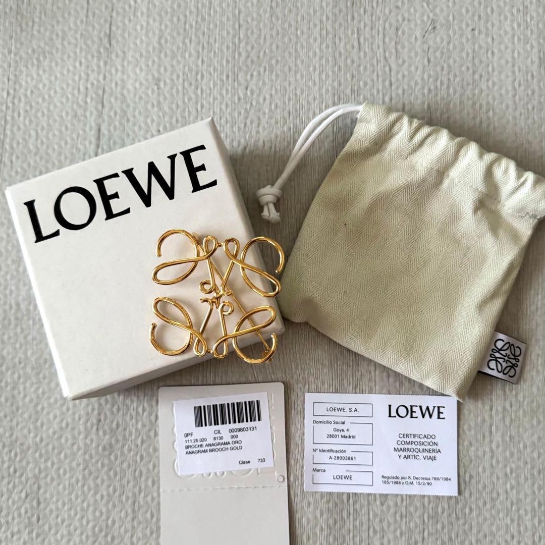 ジン245様専用 ロエベ LOEWE アナグラムブローチ ゴールド 正規品