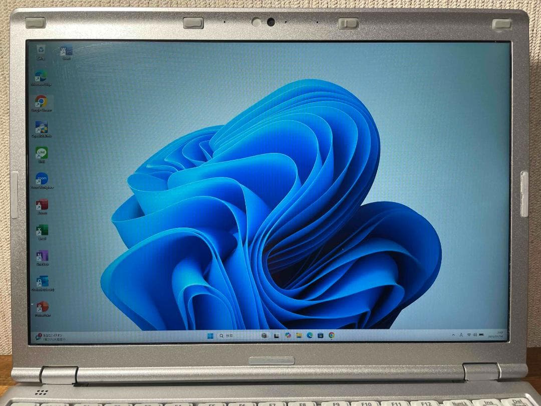 Win11 Office i7搭載 CF-SZ6 メモリ8GB SSD128GB - メルカリ