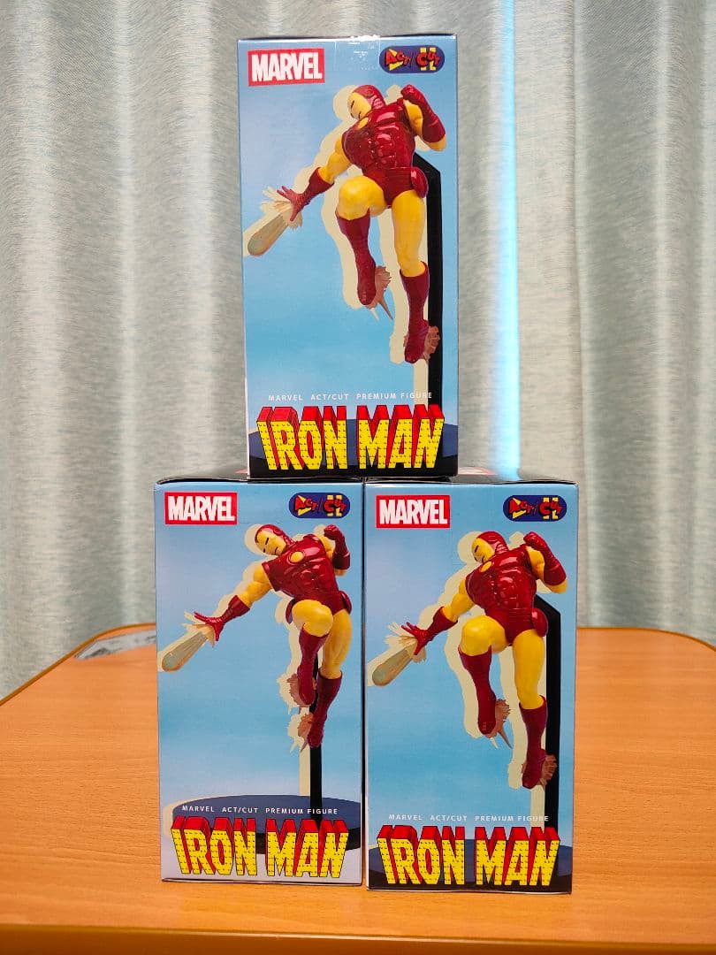 MARVEL ACT/CUT プレミアムフィギュア “アイアンマン” 3つセット