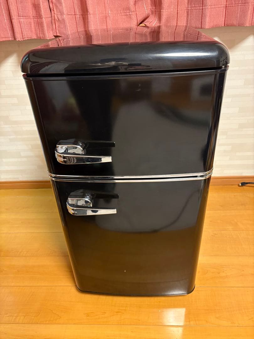 【送料無料‼️】アイリスオーヤマ　冷蔵庫81L レトロスタイル 2ドア✨2022年 冷蔵庫 81L レトロ 小型 一人暮らし 2ドア 幅48cm PRR-082D-LG ライト