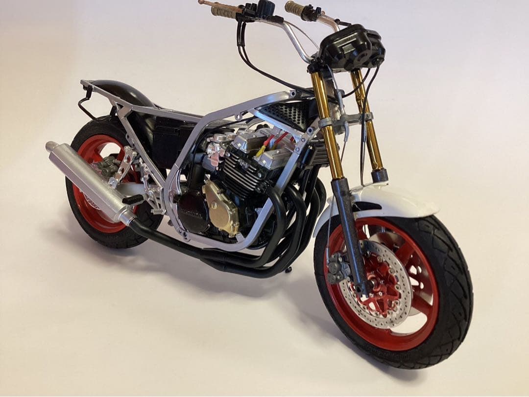 バイクプラモデル 族車 タミヤ1/12 ホンダCBR400F (ジャンク品) - メルカリ