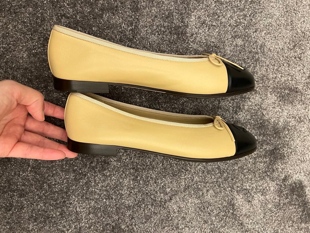 未使用　CHANEL シャネル 24.5cm 38ココマーク　ブラック　べージュ