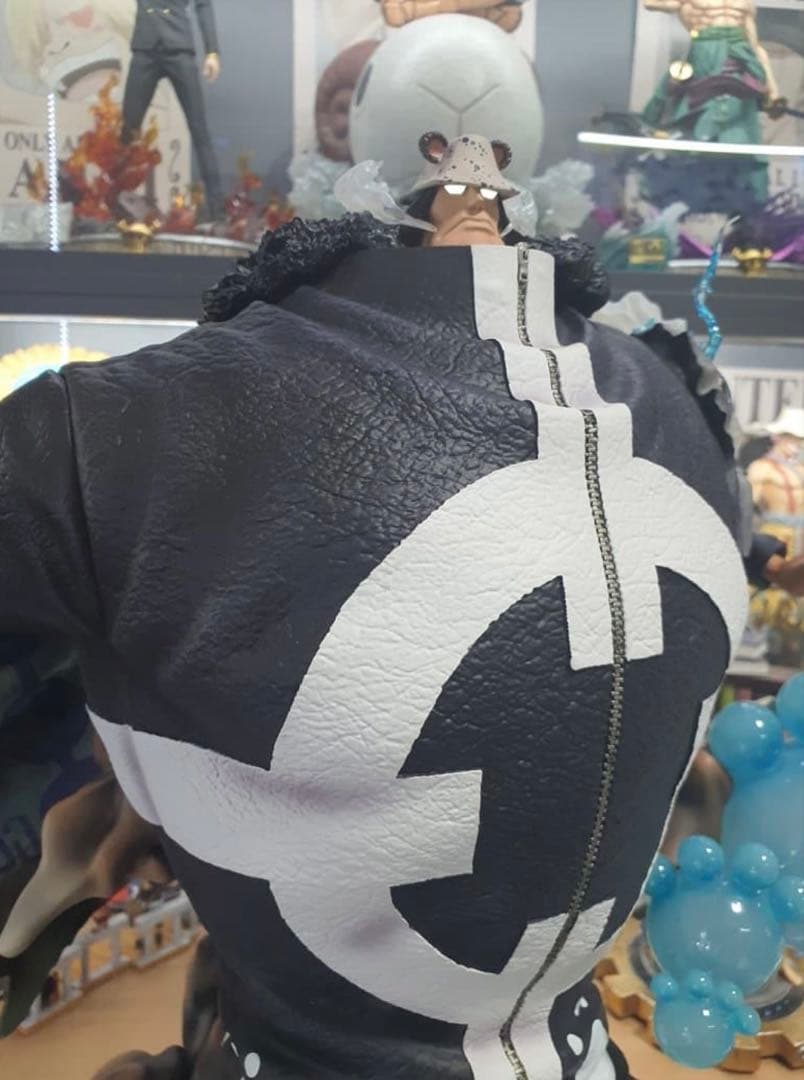 Jimei Palace ワンピース バーソロミュー·くま 1/6 スタチュー - メルカリ