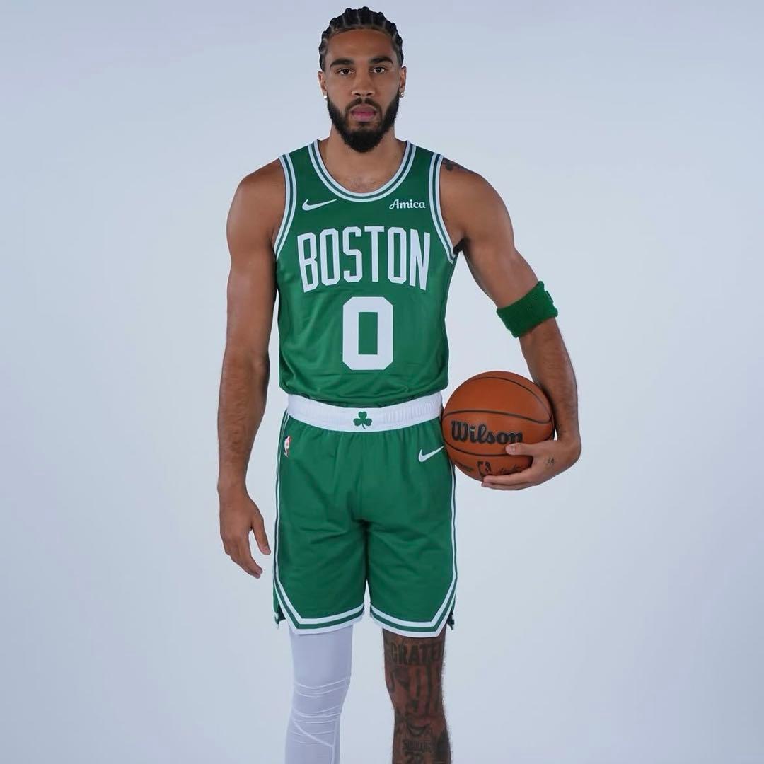 激レア ジェイソンテイタム 直筆サイン入り カイリー4KIX - メルカリ